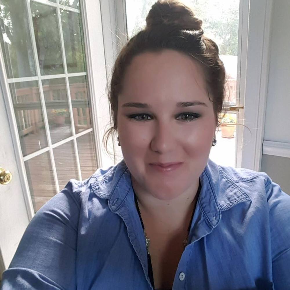 Meet your Posher, Tonya